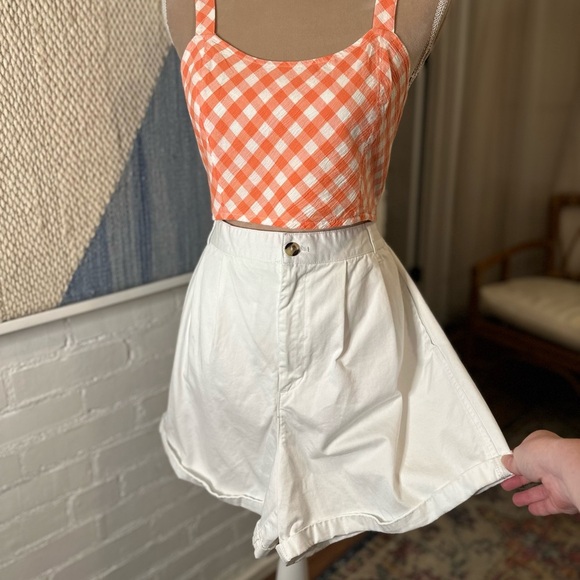 BDG White 100% Cotton High Waist Cuffed Shorts - Picture 2 of 15